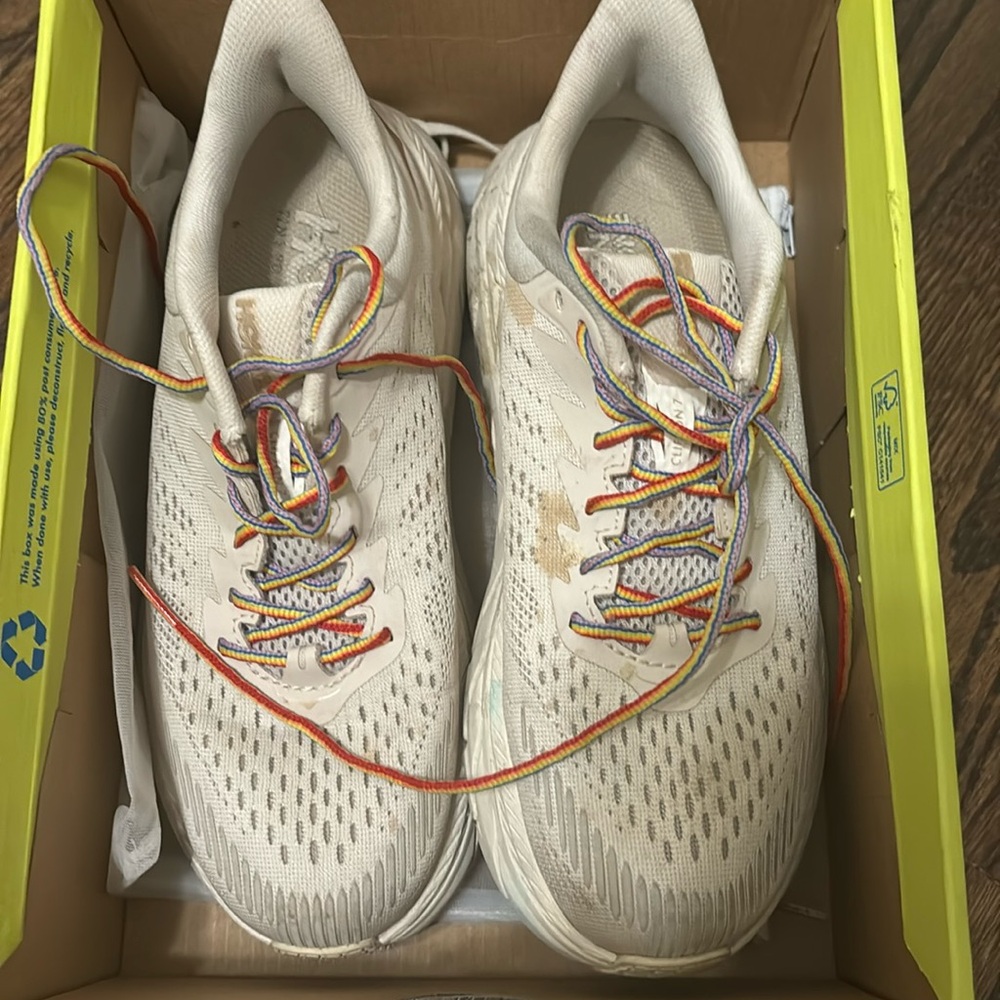 hoka x OV size 6 clifton 7 sneakers